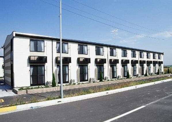 レオパレスSHIMADA弐番館の物件外観写真